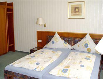 Hotelpension Windfluchter เบอร์เกอเรนเดอ-เรทวิช ภายนอก รูปภาพ